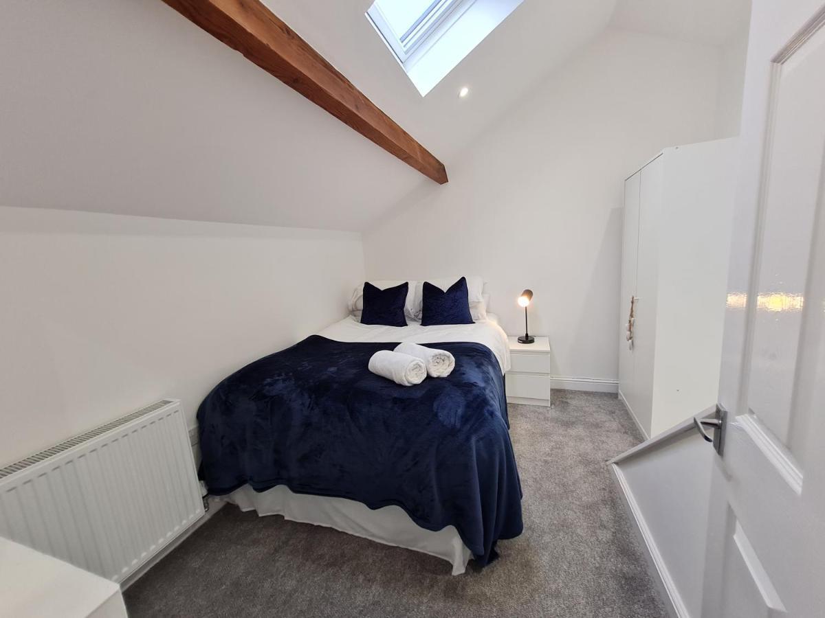 Perfect Location 3 Bed Serviced Apartment With Bike Storage For Bpw. Close To Brecon Beacons ميرثير تيدفيل المظهر الخارجي الصورة