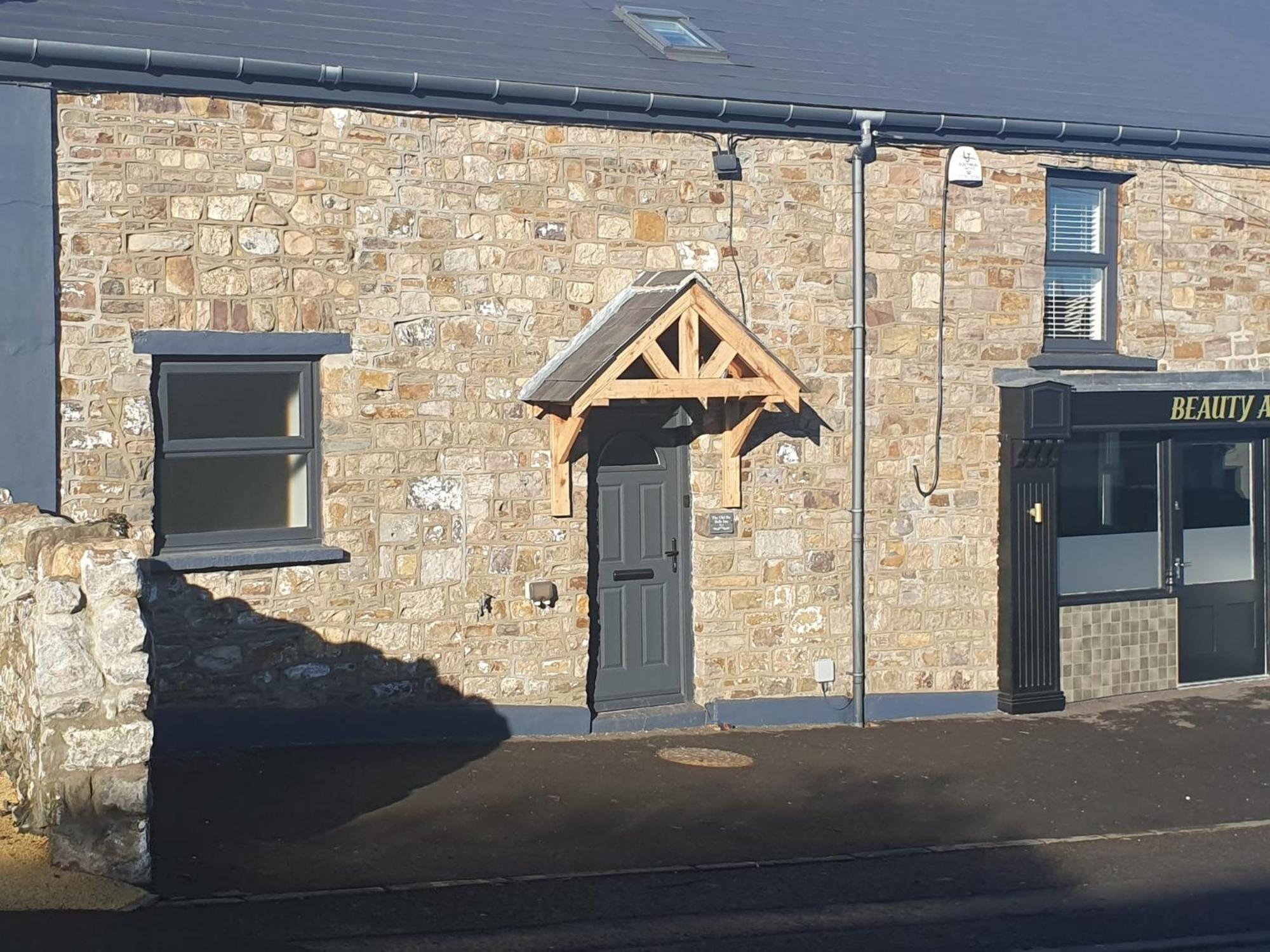Perfect Location 3 Bed Serviced Apartment With Bike Storage For Bpw. Close To Brecon Beacons ميرثير تيدفيل المظهر الخارجي الصورة